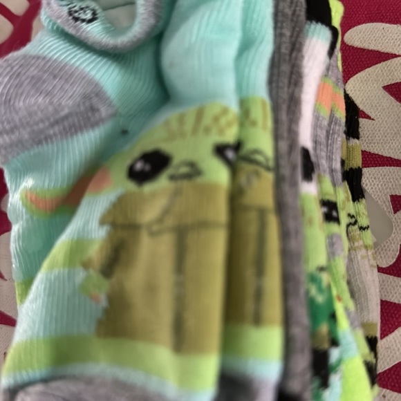 New with tags, Star Wars Mandalorian, socks, 2T-4T - Picture 2 of 4